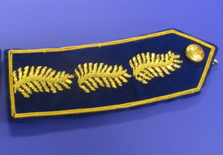 GORGET TRIPLE3b